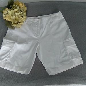 JJILL WHITE CARGO SHORTS